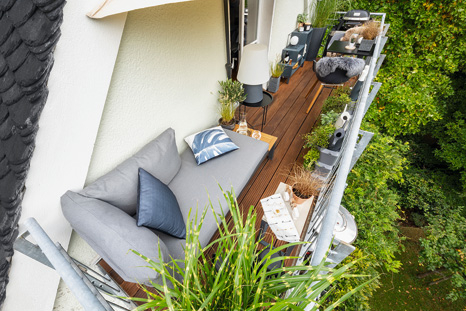Bank für den Balkon