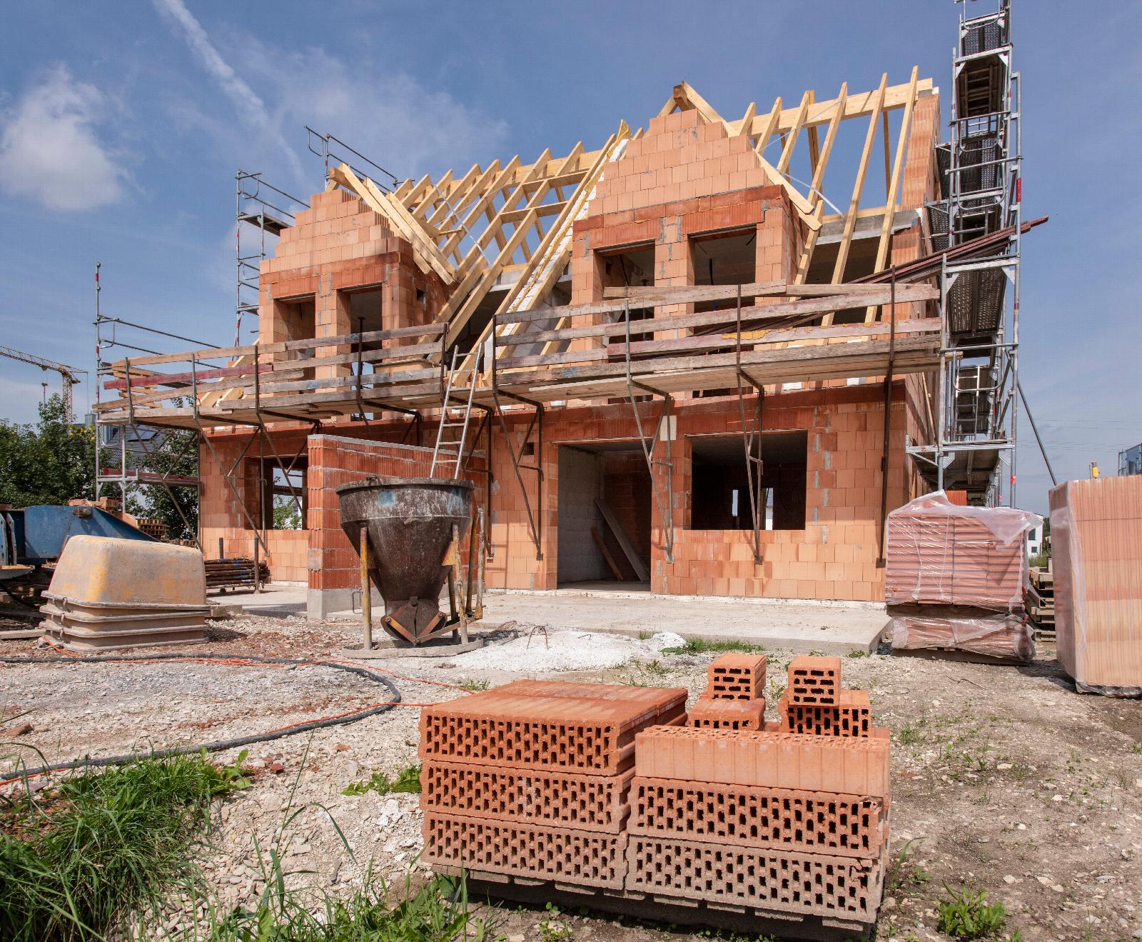 Hausbaureport 03/2025